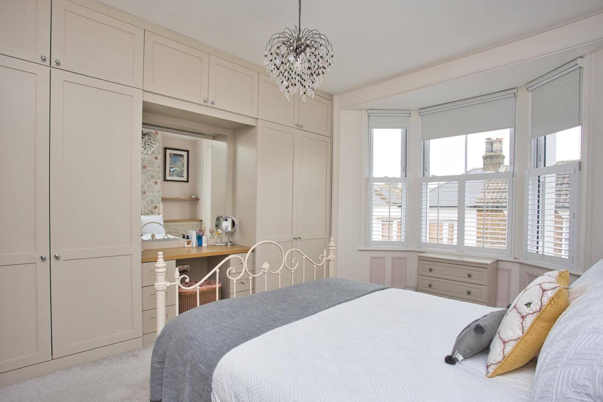 Spacious Seaside Escape In The Heart Of Deal, 4 Mins From The Beach Exterior photo
